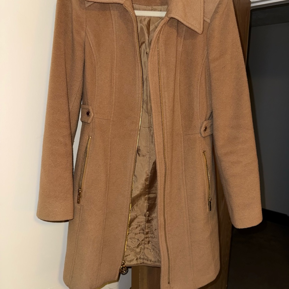 Michael Kors Tan Trench Coat - Picture 2 of 5